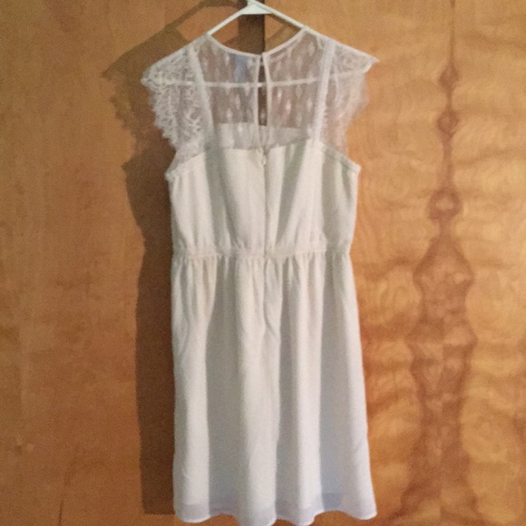 H&M midi lace dress - Picture 2 of 7